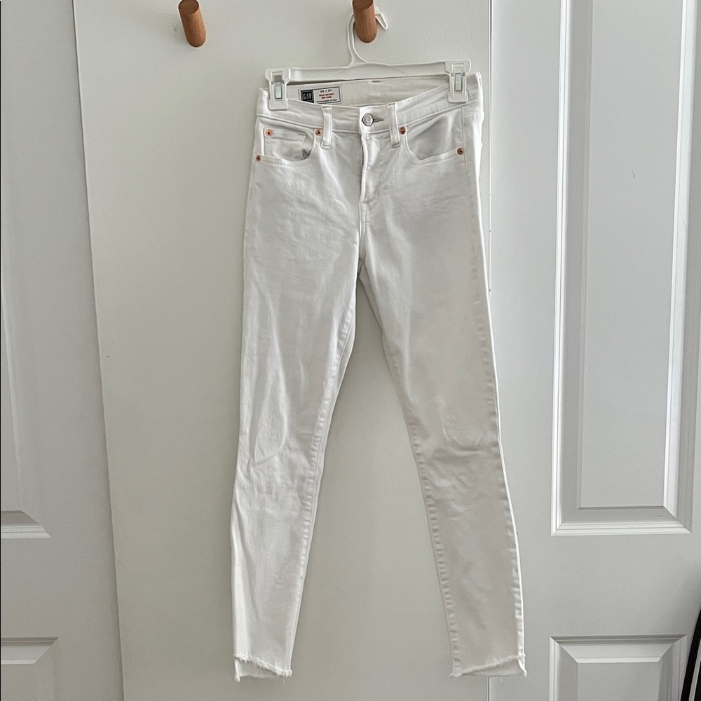 GAP Women's White Skinny Jeans